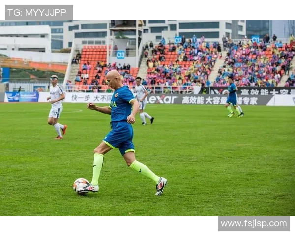 中国足球明星中是否有姓汪的球员及其成就分析